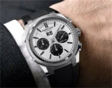 女人戴帕玛强尼哪款比较好看（经典款式与时尚选择指南）